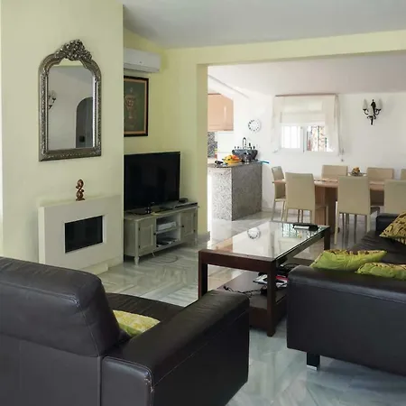 Ardilla Villa